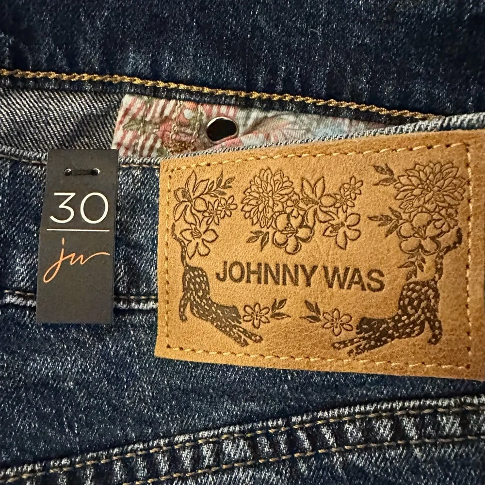 Johnny Was Barcelona Boyfriend Jeans Mason Blue Size 30 NWT - Picture 6 of 15